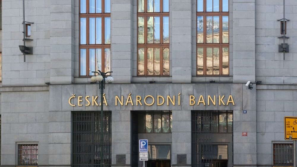 Rekordní důvěra v Českou národní banku. Podle průzkumu jí věří 77 % obyvatel