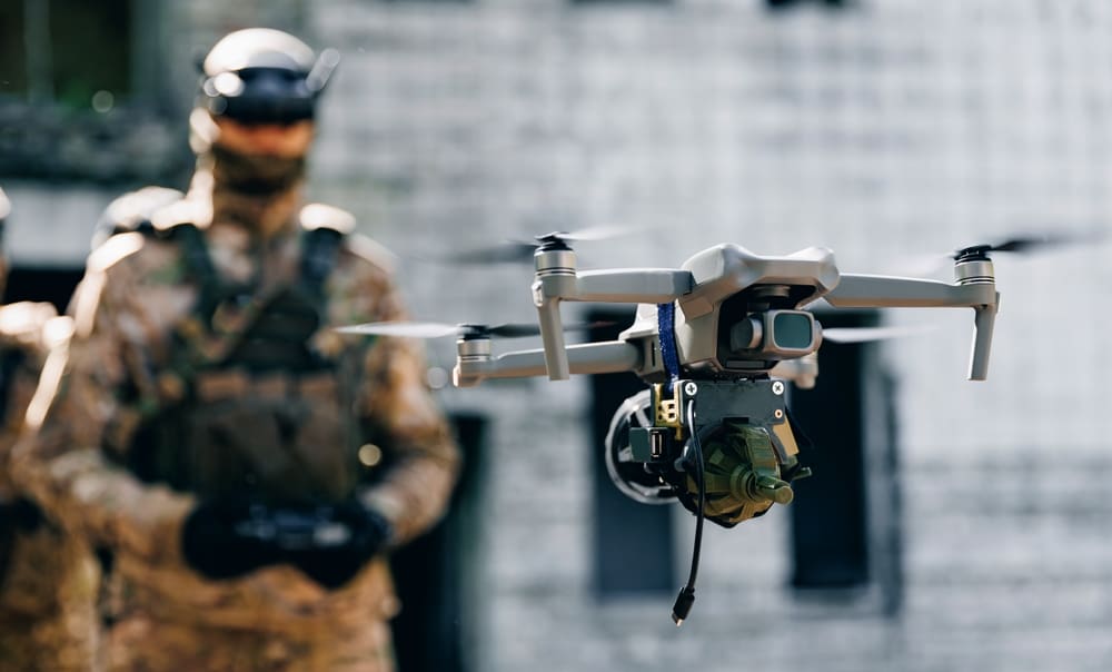 Levné rakety i týden na moři bez posádky. Chystá se nová námořní obrana proti dronům