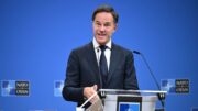 Šéf NATO Rutte odmítá kritiku za mírný tón vůči Trumpovi a poslal vzkaz Putinovi