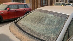 Množství saharského prachu v ovzduší Evropy roste. Podle vědců ohrožuje lidské zdraví i solární elektrárny