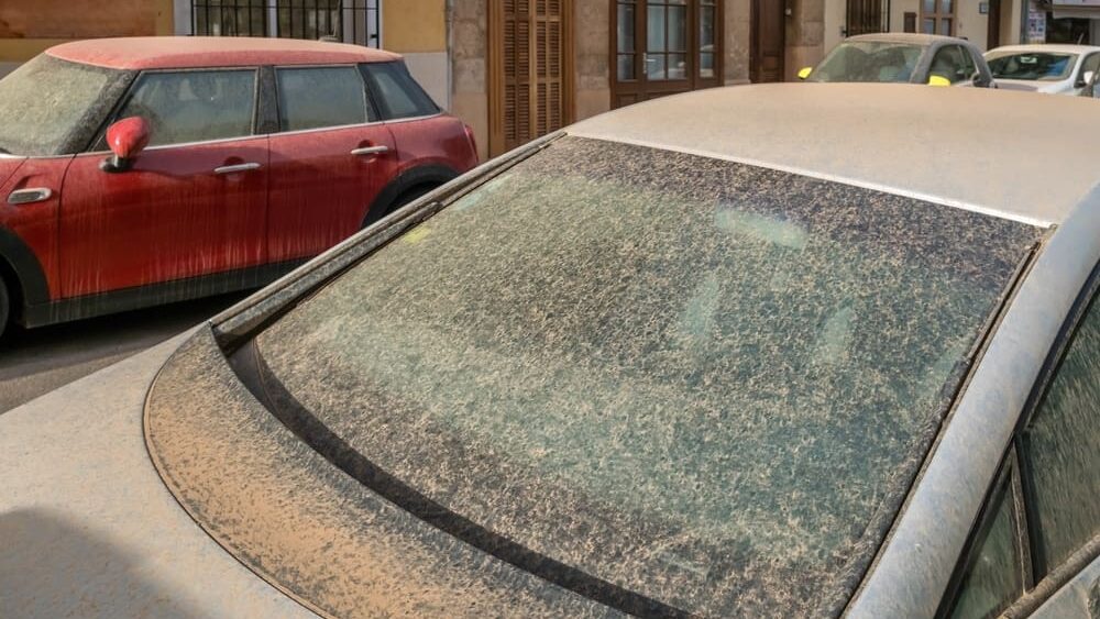 Množství saharského prachu v ovzduší Evropy roste. Podle vědců ohrožuje lidské zdraví i solární elektrárny