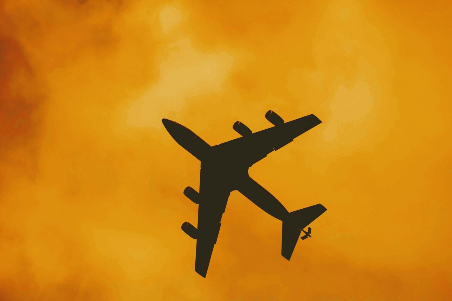 První raketa z dronu Fury odpálena. Létající zásobárny zbraní mění vzdušný boj