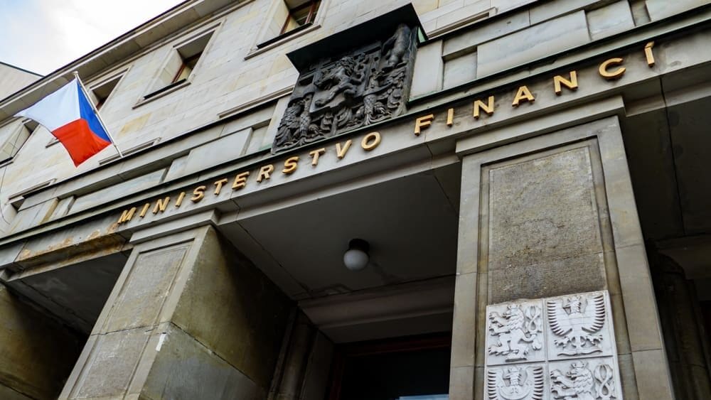 Sněmovna kývla na daňovou novinku. Pozor, odvody na pojistném vám ale neodpustí