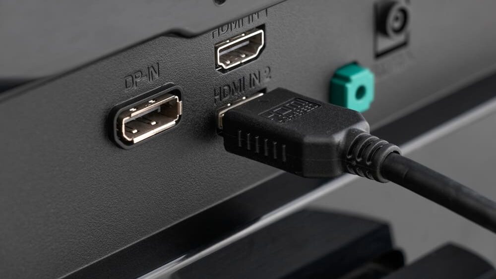 Nová hrozba pro počítače. AI dokáže přes HDMI zjistit, co máte na obrazovce