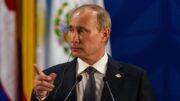 Benzin se v Rusku stává problémem. Putin ho bere na lehkou váhu