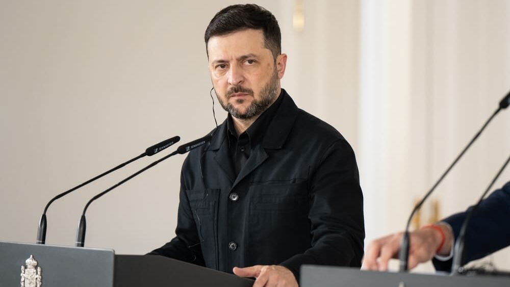 Zelenskyj přitvrzuje. Ukrajinské údery mají dosáhnout dál a Rusko je má pocítit