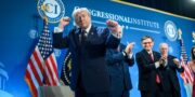 Trump dostal tvrdou ránu od soudu. Jedno z jeho velkých opatření bylo „zjevně nezákonné“