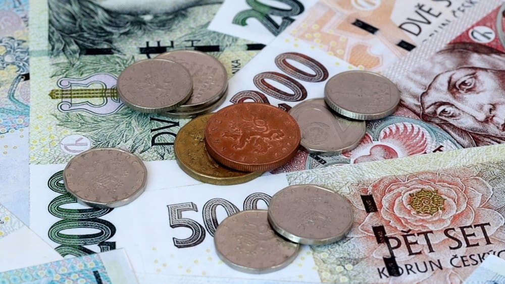 Důchodcům může přijít mimořádná částka. Ve hře jsou tisíce