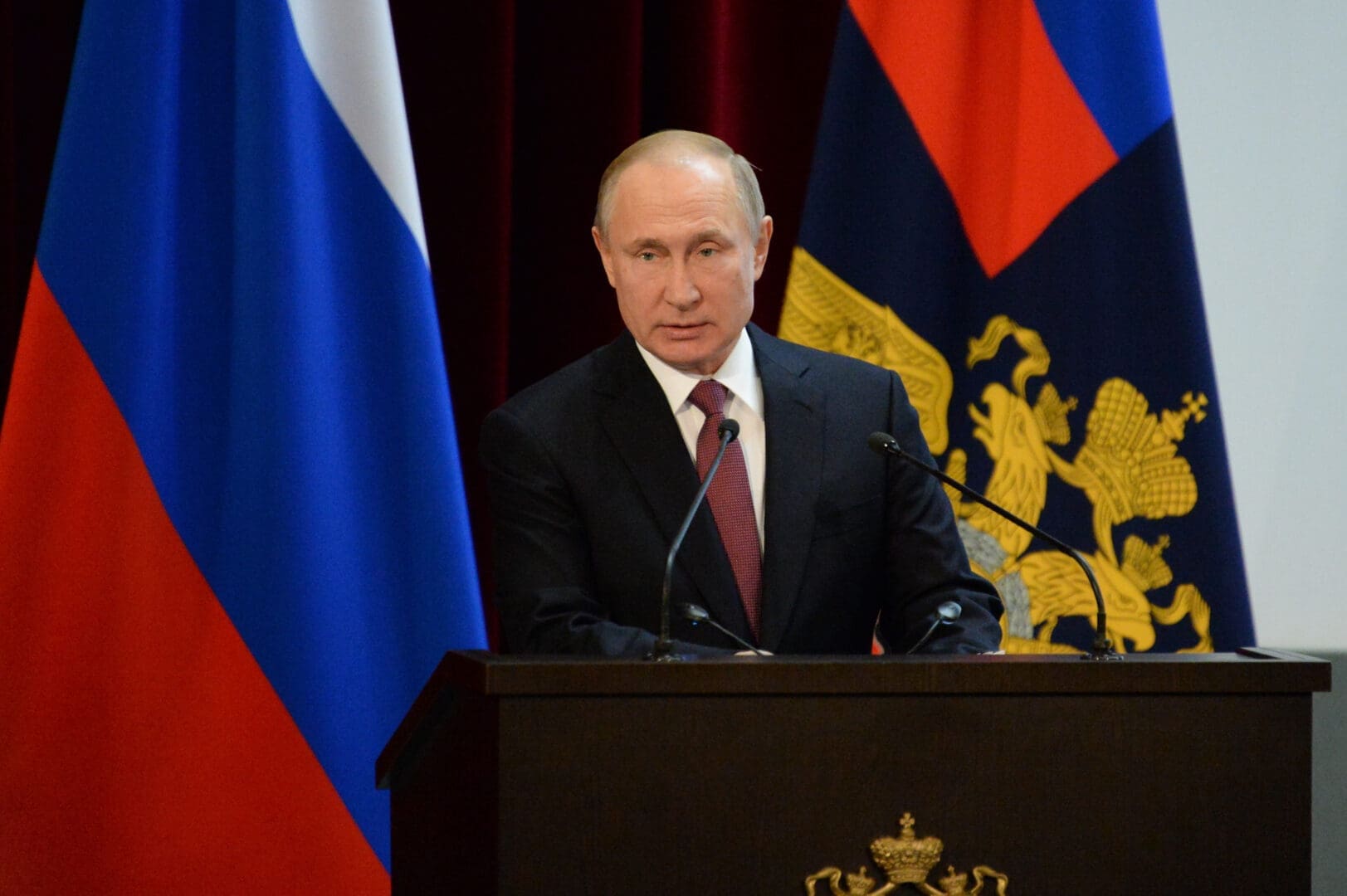 Putin podle Boltona čeká na jedinou věc. Pokud Evropa zaváhá, zima může všechno změnit