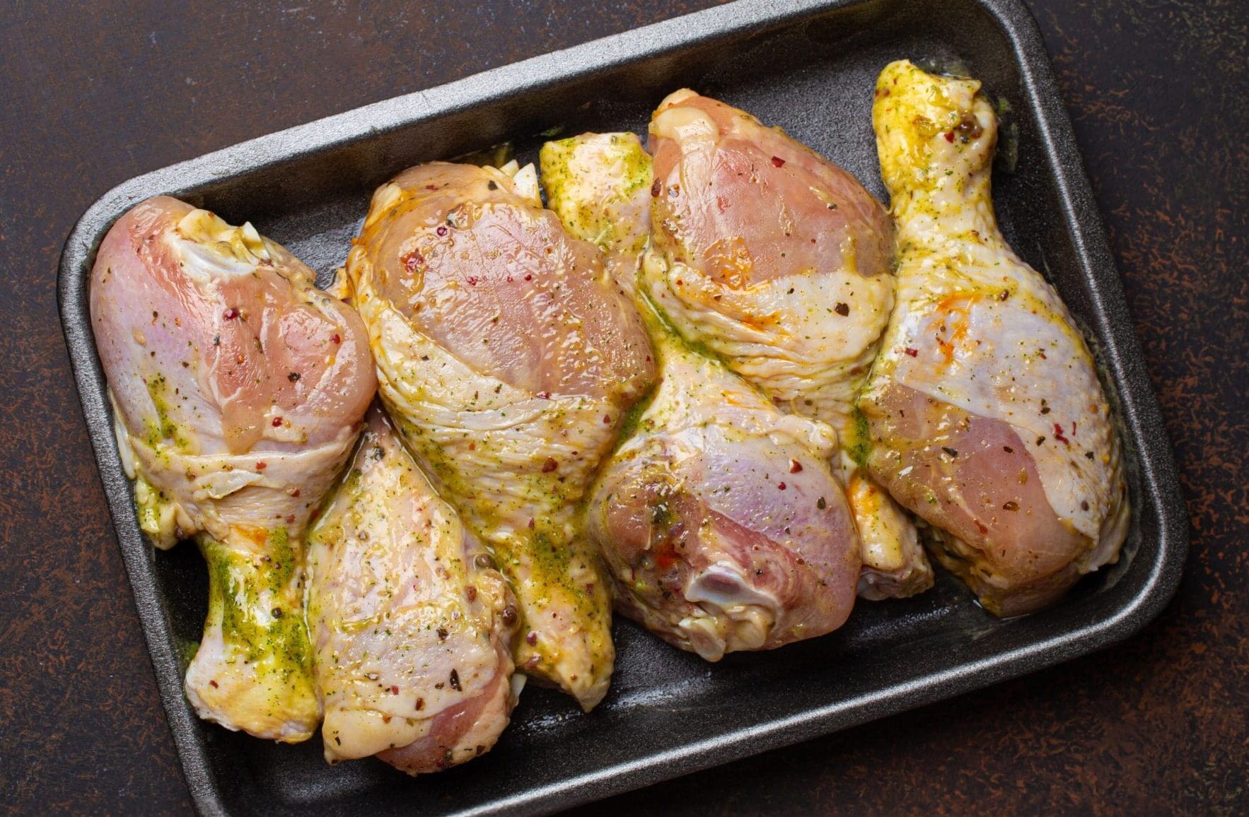 Potravinářská inspekce varuje před kuřecím z Lidlu. Testy odhalily salmonelu