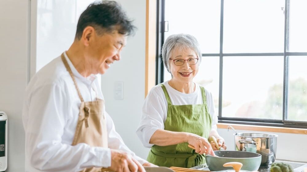 Japonci lámou rekordy v dlouhověkosti. Přes 100 tisíc z nich už oslavilo sté narozeniny