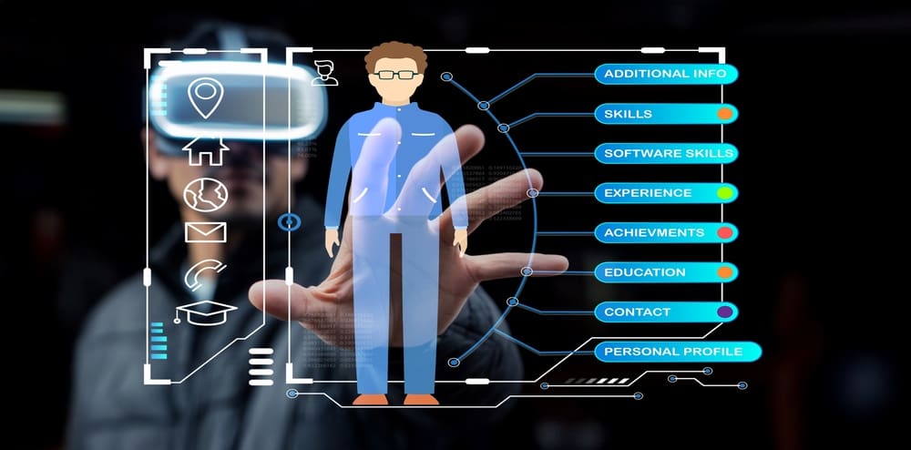 Mozková protéza vrací lidem hlas i gesta. Signály z mozku převádí na digitálního avatara