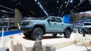 Ford Ranger míří do války. Z oblíbeného pick-upu chce výrobce udělat vůz pro armády NATO