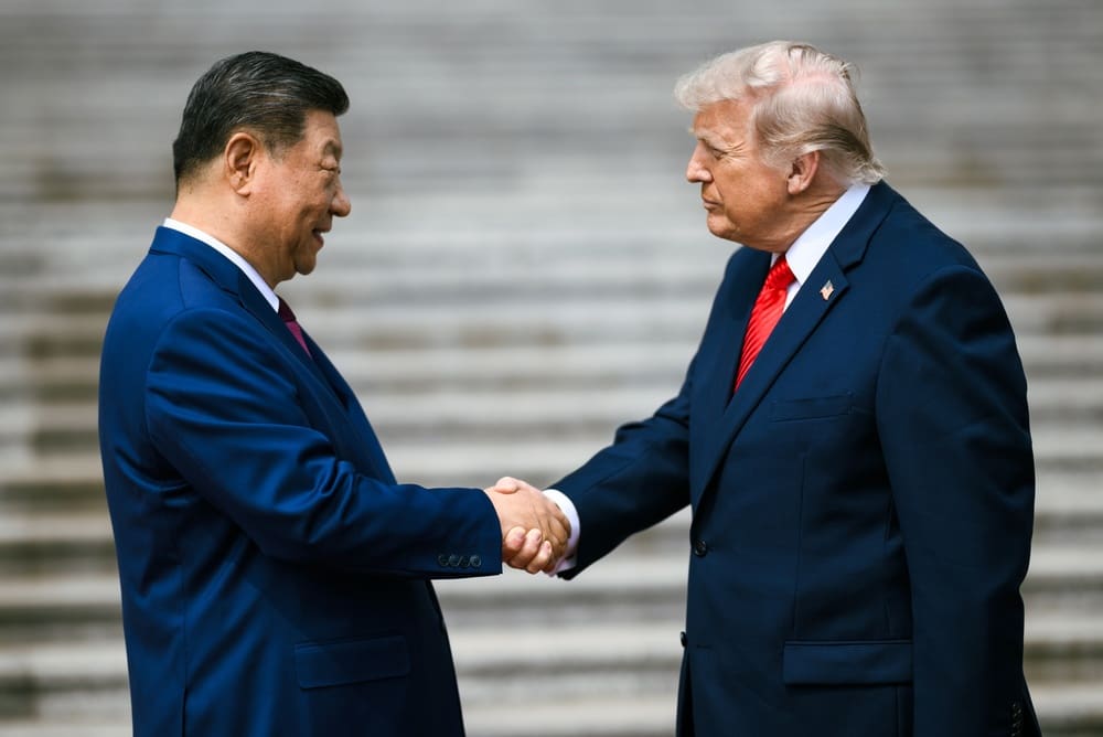 Peking přišel před OSN s jasným vzkazem. Umělá inteligence nemá patřit jen několika velmocím