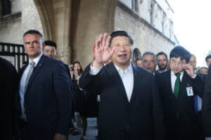 Čínské vojenské vedení zasáhl další otřes. Dva z nejmocnějších generálů končí