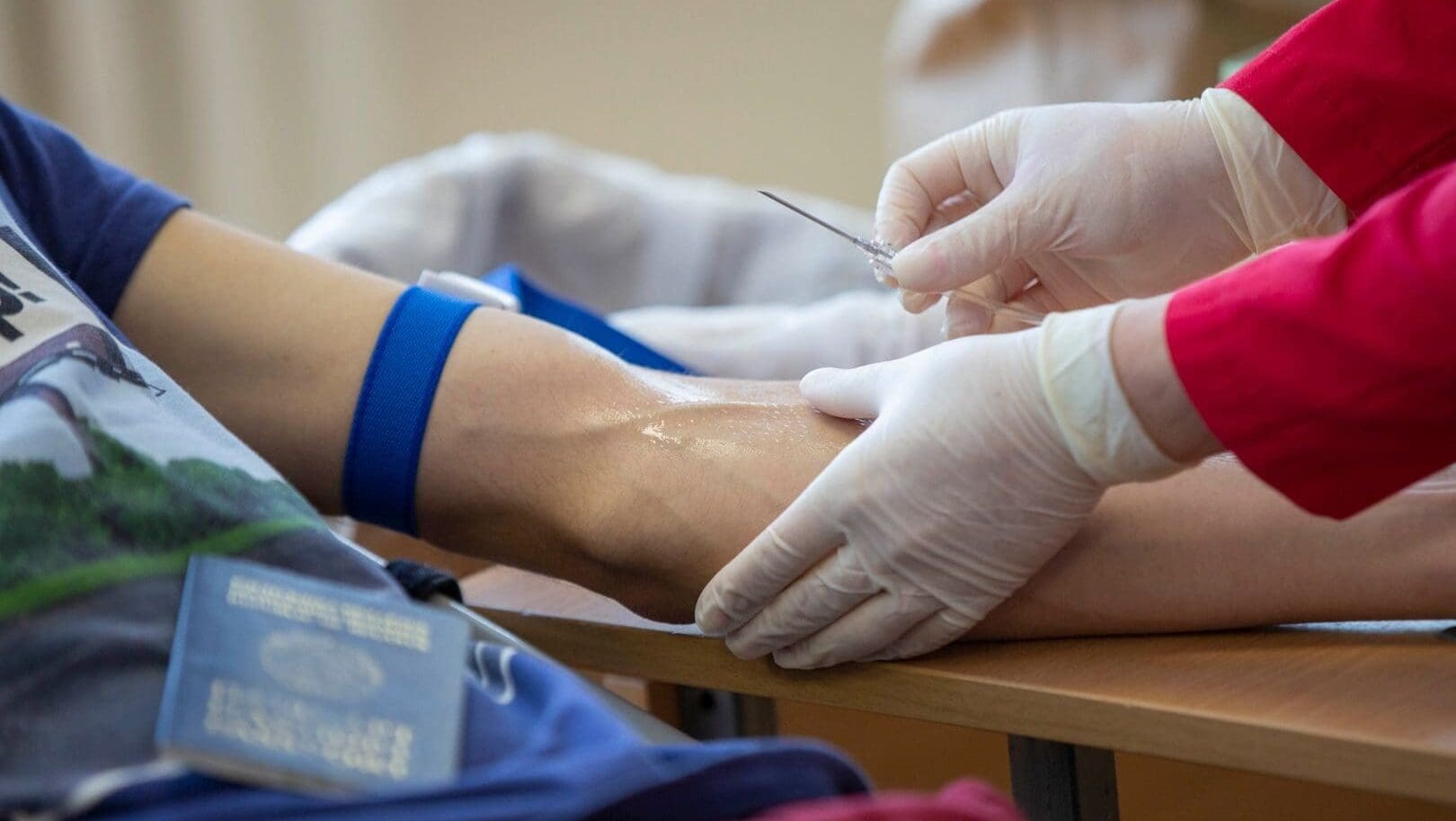 Jste dárcem krve a byli jste ve Francii či Nizozemsku? SÚKL vydal důležité upozornění