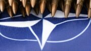 Vrchní velitel NATO varuje před Putinovou strategií. Evropa musí posílit podporu Ukrajiny