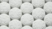 Aspirin či Acylpyrin pod drobnohledem. SÚKL požaduje doplnit varování před srdeční komplikací