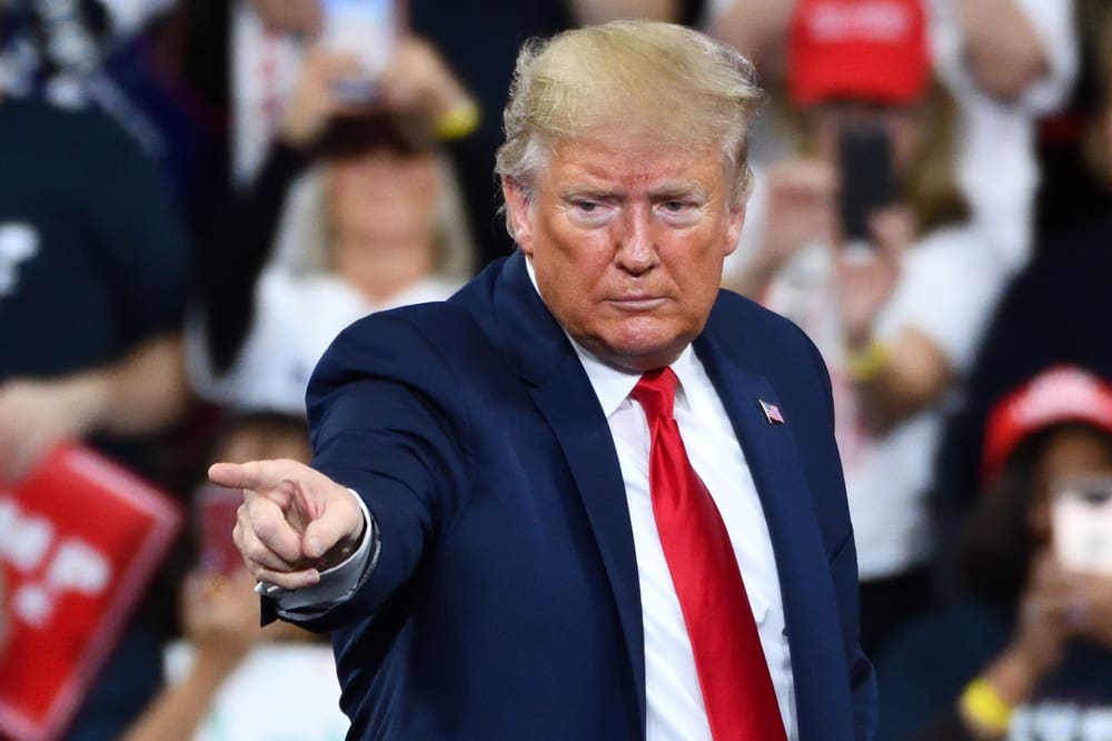 Trump obvinil Zelenského z prodlužování války. Útoky na ruské rafinerie podle něj poškozují i Američany