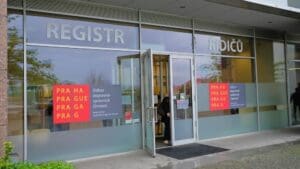 Tisícům řidičů dochází čas. Pokud to do konce roku nevyřeší, nesmí usednout za volant