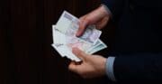 Ministerstvo financí připravuje třetí nabídku Dluhopisu Republiky