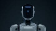 Američané připravují humanoidní roboty pro bojiště. Obrněný Alex má zvládat nejrizikovější mise