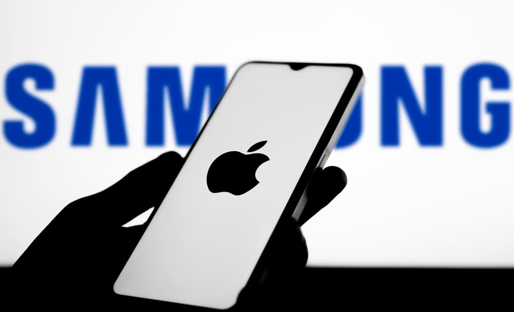 Samsung ztrácí, Apple získává. Krize paměťových čipů převrací evropský trh s telefony