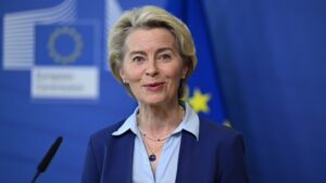 Ukrajině hrozí finanční díra 75 miliard dolarů. Evropská unie varuje před prudkým propadem pomoci