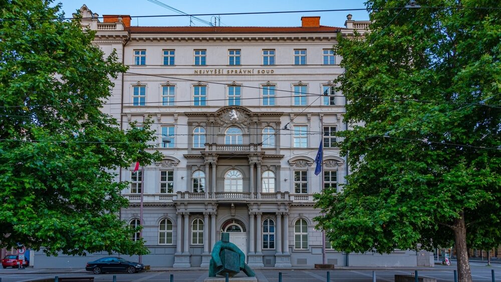 Za vyložení nákupu před vlastním domem zaplatil 4 500 Kč. Nejvyšší správní soud mu nepomohl
