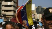 Venezuela žádá nové prezidentské volby. Tisíce lidí vyšly do ulic, vláda ani po třech kolech jednání neurčila termín