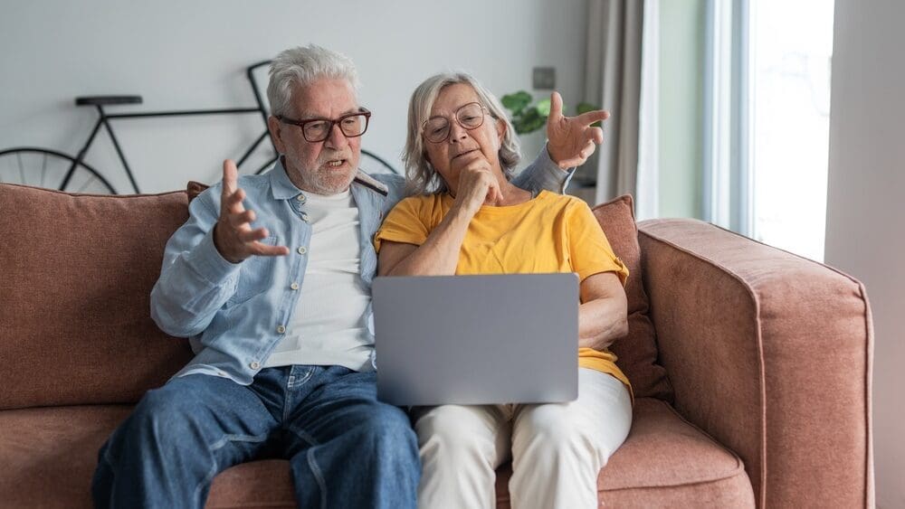 Důchod přijde jinak než dosud. Od července 2027 čeká seniory změna výplatního systému