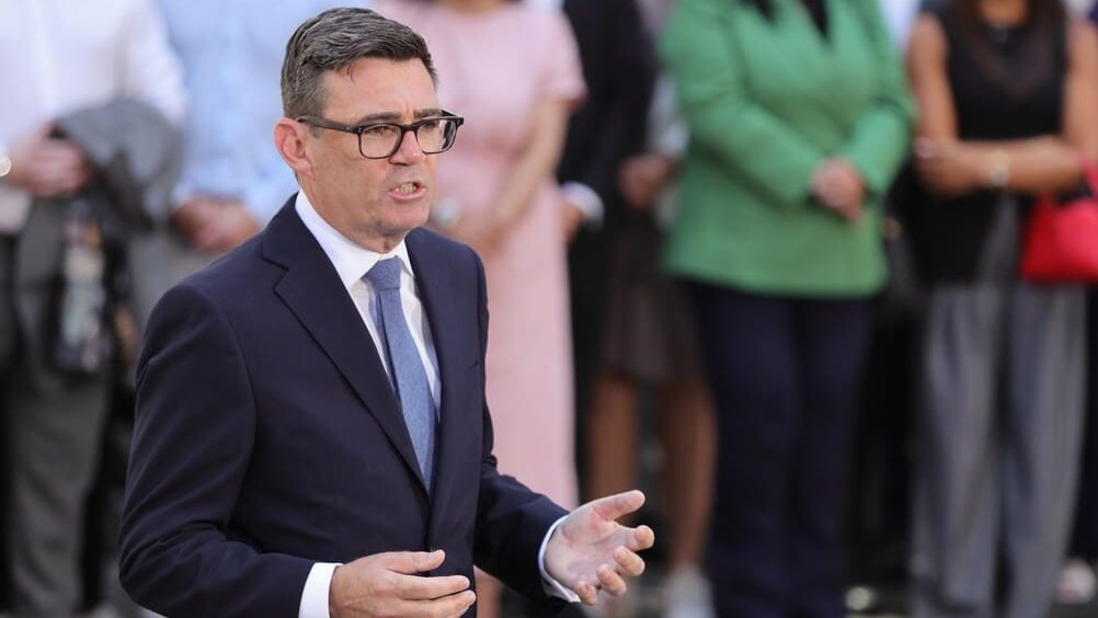 Británie může zamířit zpět do EU. Burnham otevřel dveře, Macron se Sánchezem ji vítají