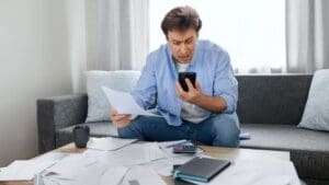 Český operátor zdražil. Vybraný internet nyní stojí o 1 200 Kč ročně více
